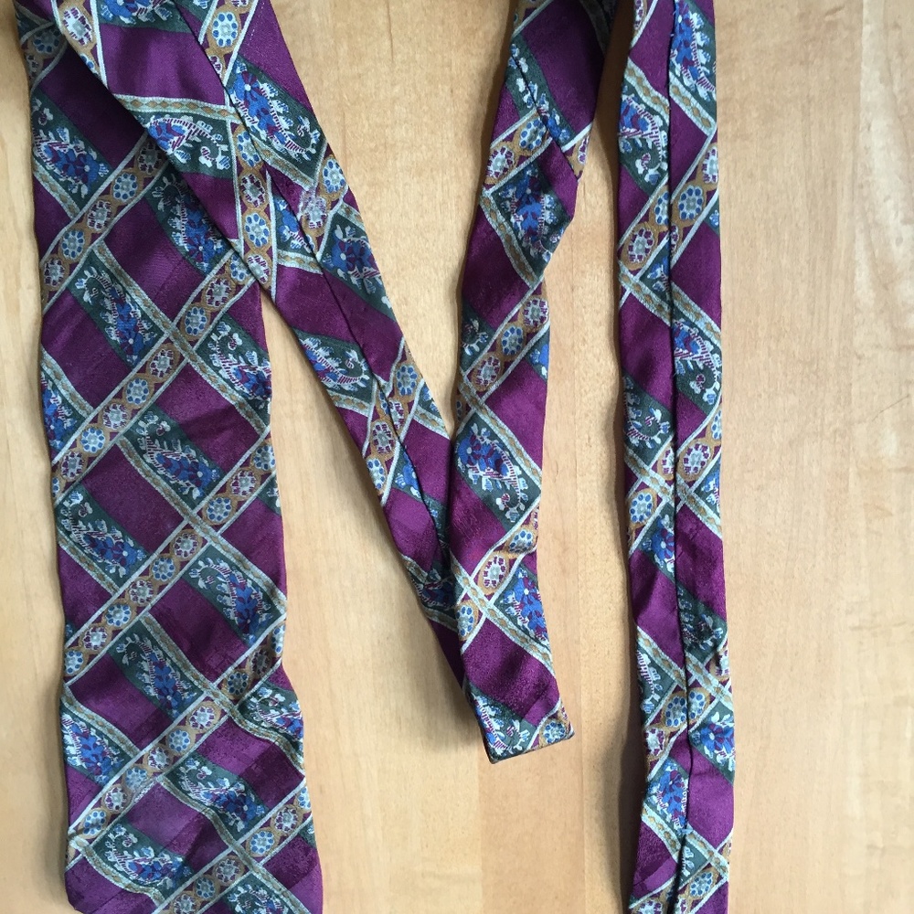 Villa Buggati Silk Tie in Maroon and Slate